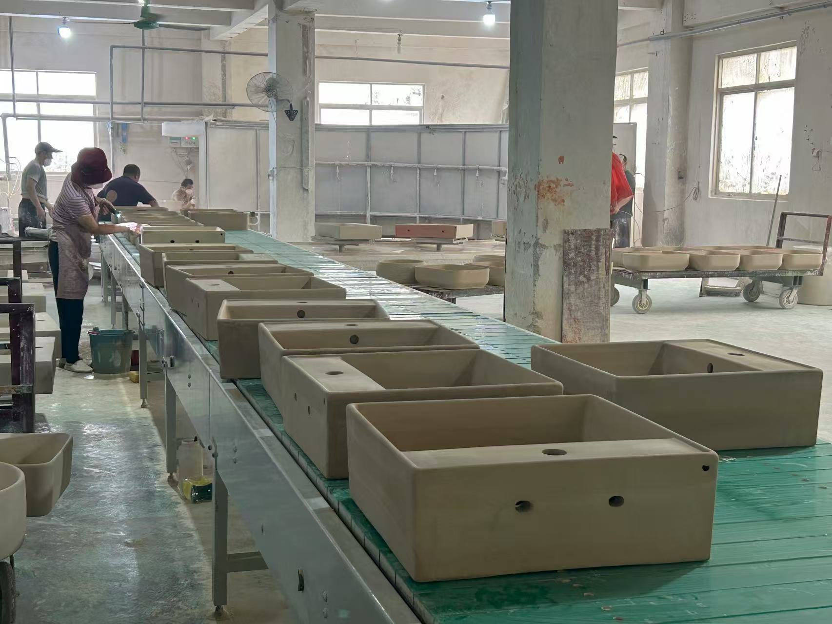 Moulding of sanitary ware